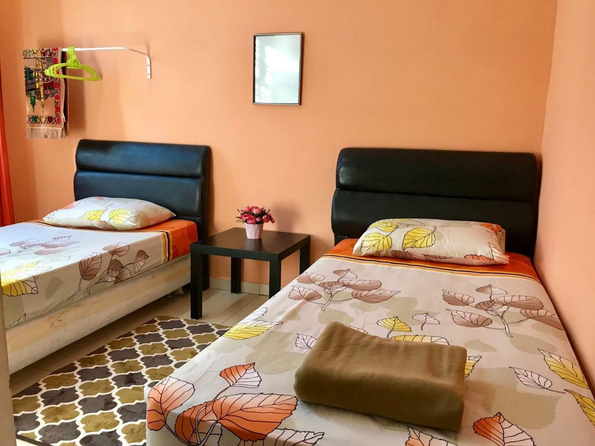 D'Q Putra Homestay Melaka Unit Miqa Zewnętrze zdjęcie